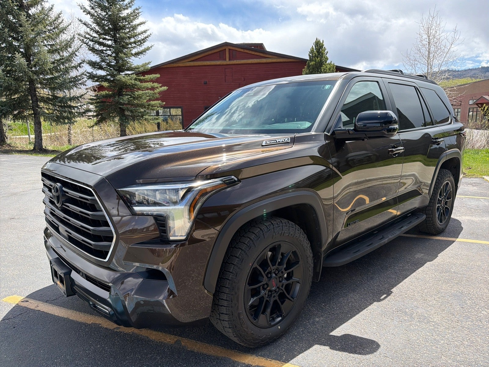 2024 Toyota Sequoia SR5