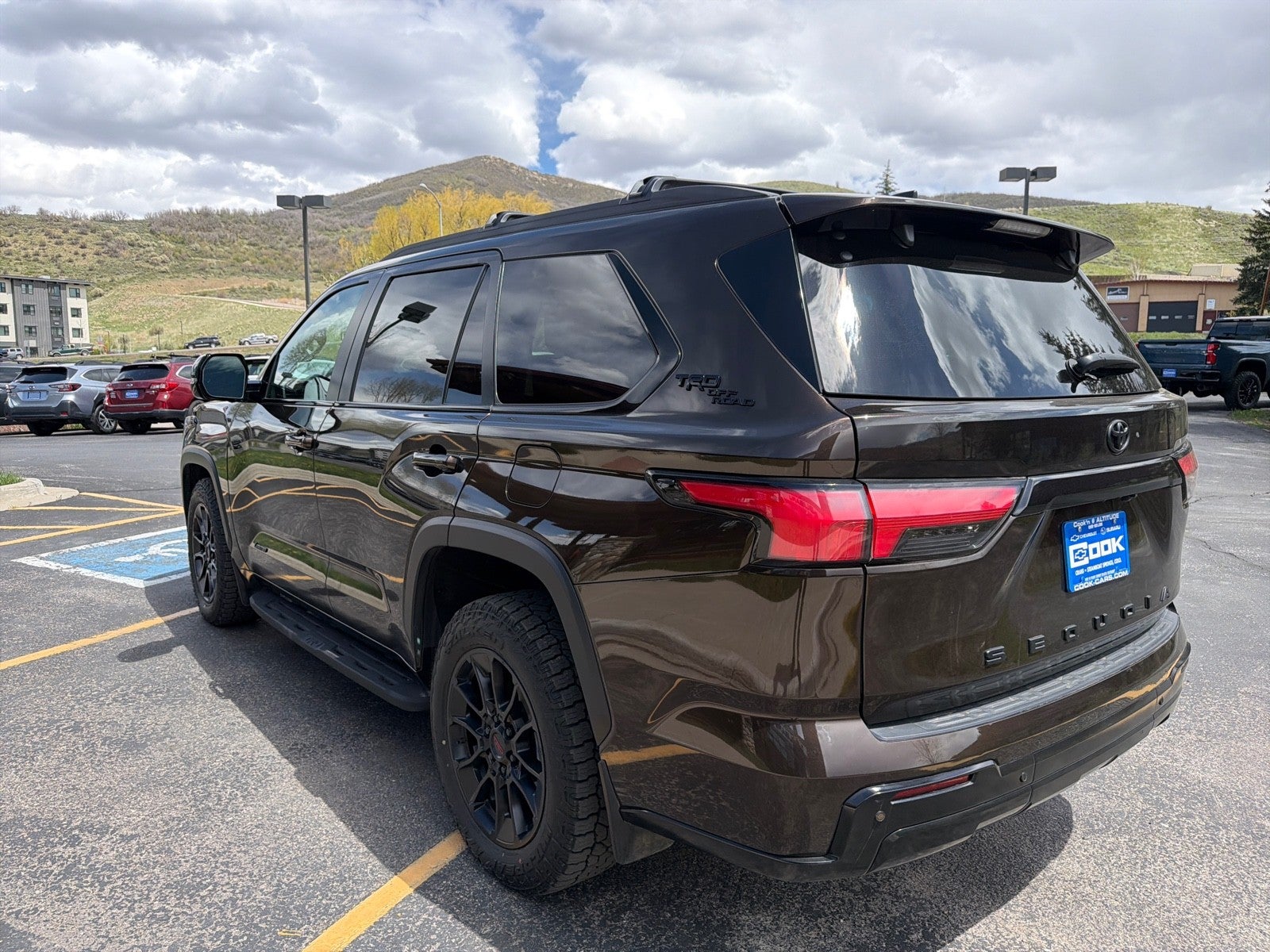 2024 Toyota Sequoia SR5