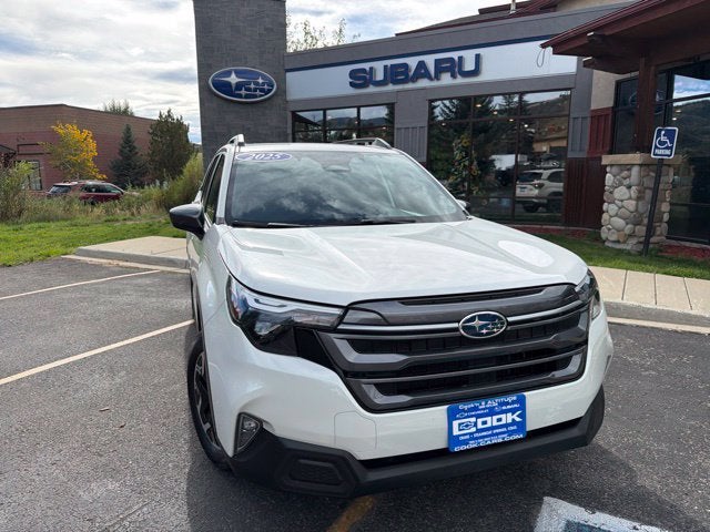 2025 Subaru Forester Premium