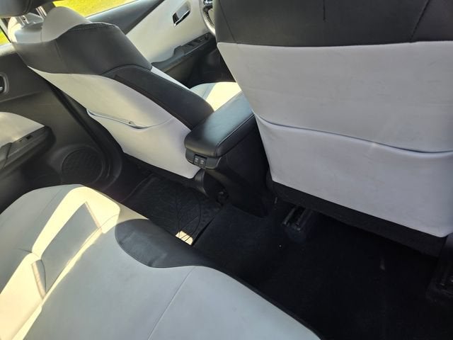 2019 Toyota Prius LE