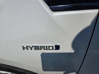 2019 Toyota Prius LE