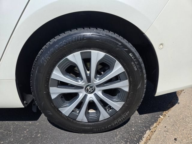 2019 Toyota Prius LE