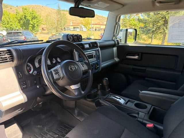 2013 Toyota FJ Cruiser Base