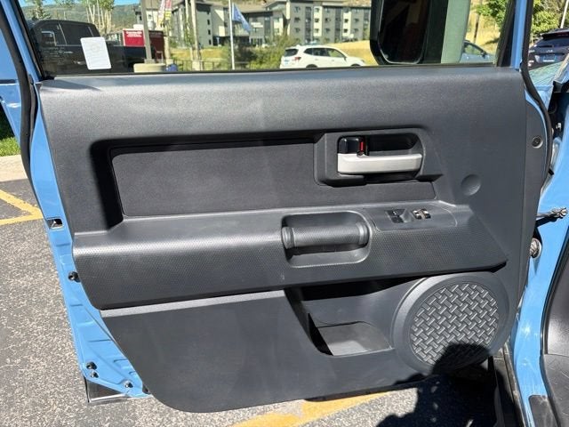 2013 Toyota FJ Cruiser Base
