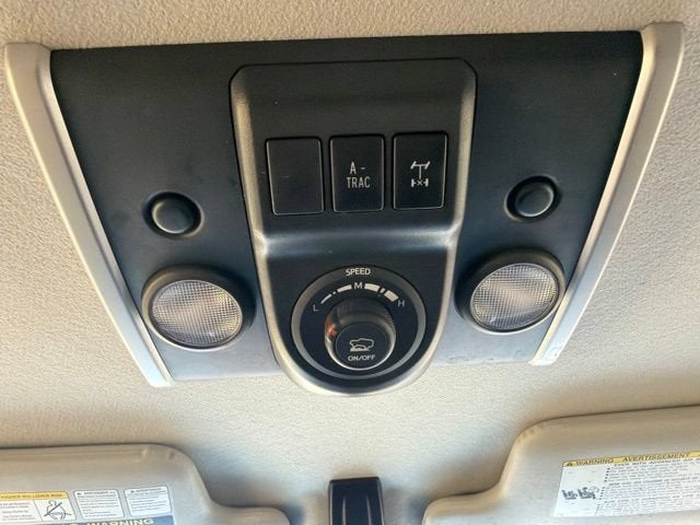 2013 Toyota FJ Cruiser Base