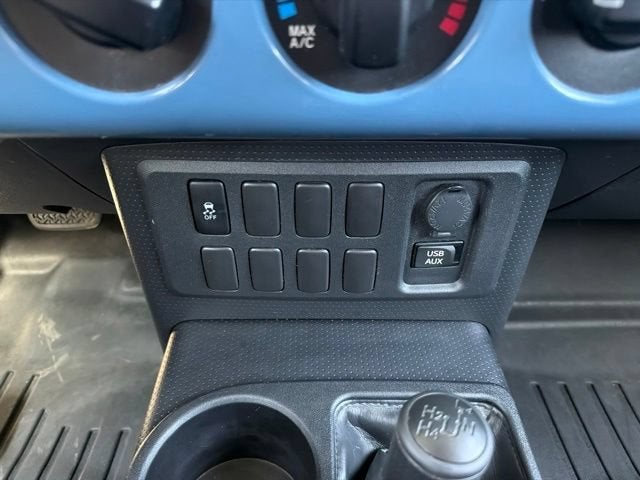 2013 Toyota FJ Cruiser Base