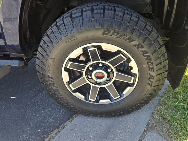 2024 Toyota 4Runner TRD Off Road