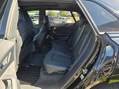 2024 Audi SQ8 Prestige
