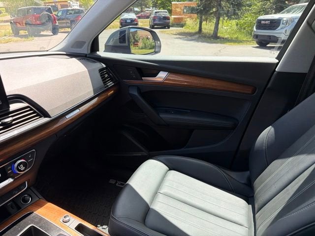 2023 Audi Q5 S line Premium Plus