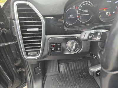 2020 Porsche Cayenne Base