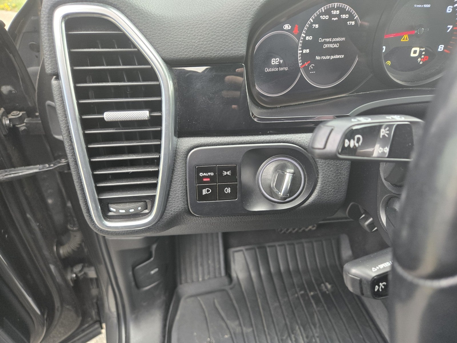 2020 Porsche Cayenne Base