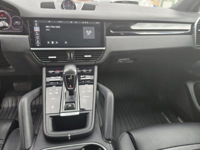 2020 Porsche Cayenne Base