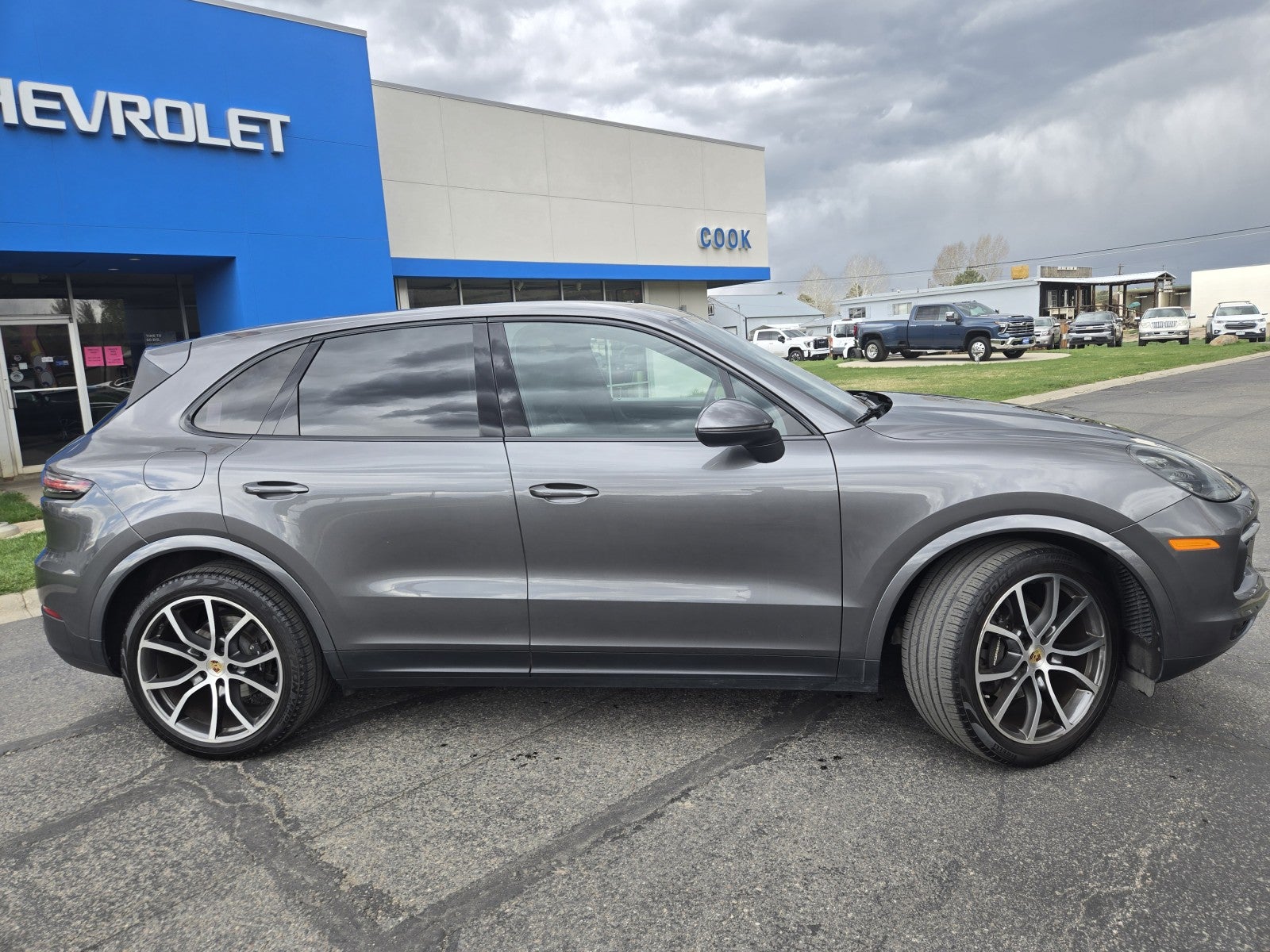 2020 Porsche Cayenne Base