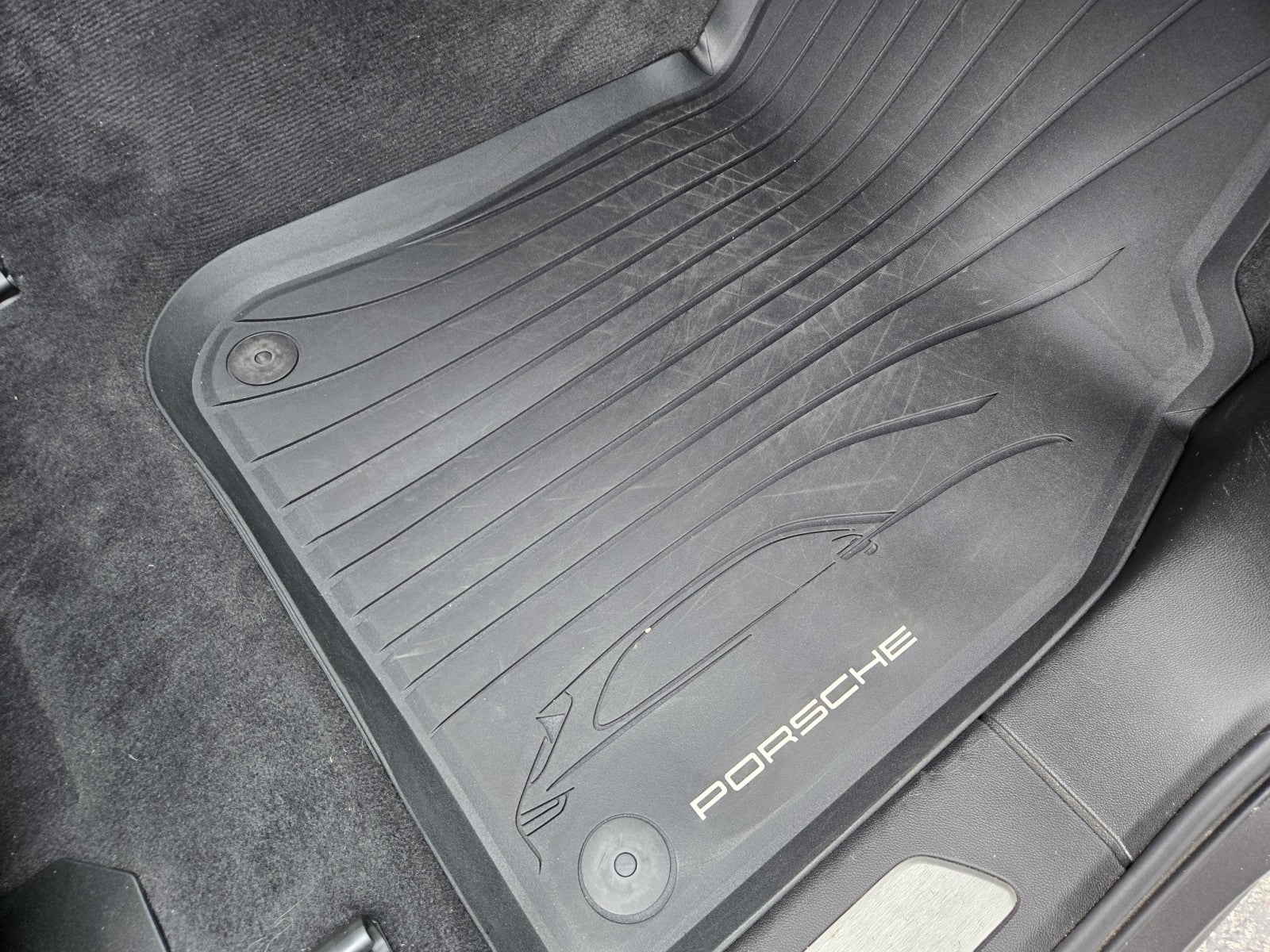 2020 Porsche Cayenne Base