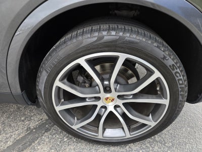 2020 Porsche Cayenne Base