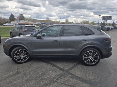 2020 Porsche Cayenne Base