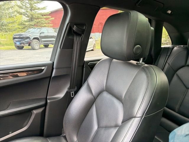 2016 Porsche Macan S
