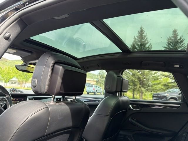 2016 Porsche Macan S